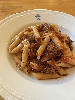 牛スジのパスタ